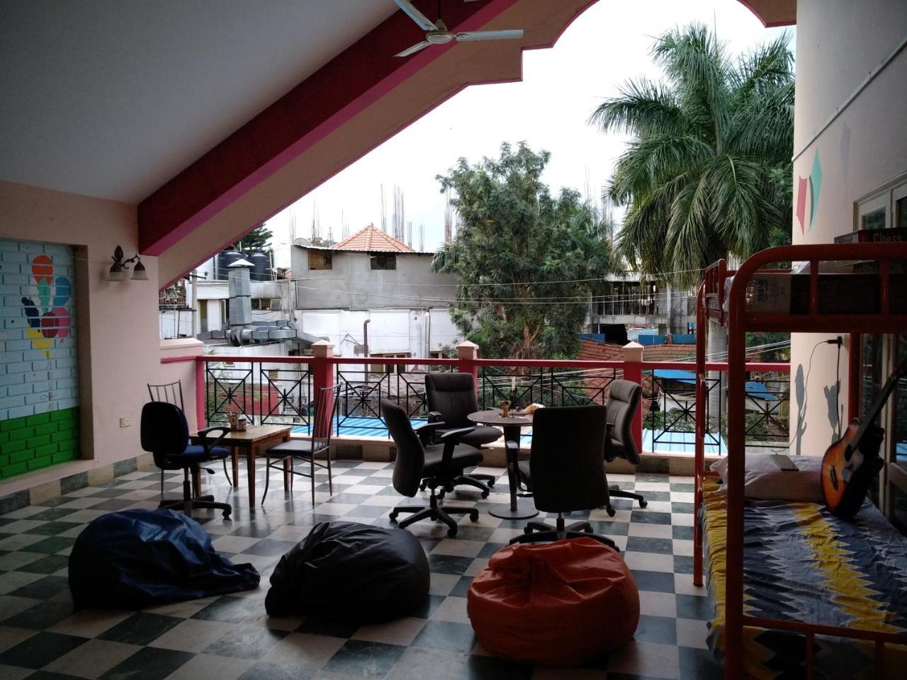 Hackerpacker Backpackers Hostel Бенґалуру Екстер'єр фото